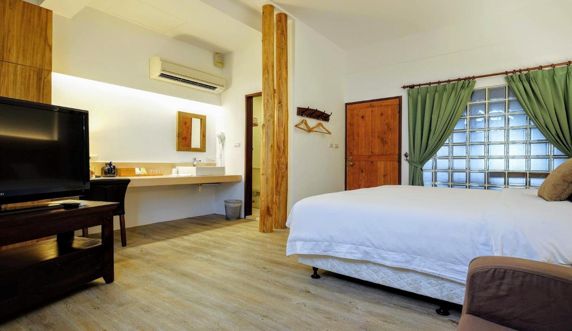Shire Homestay Luodong Buitenkant foto