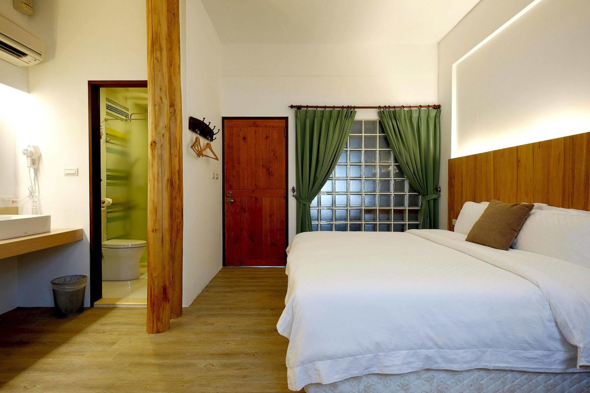 Shire Homestay Luodong Buitenkant foto